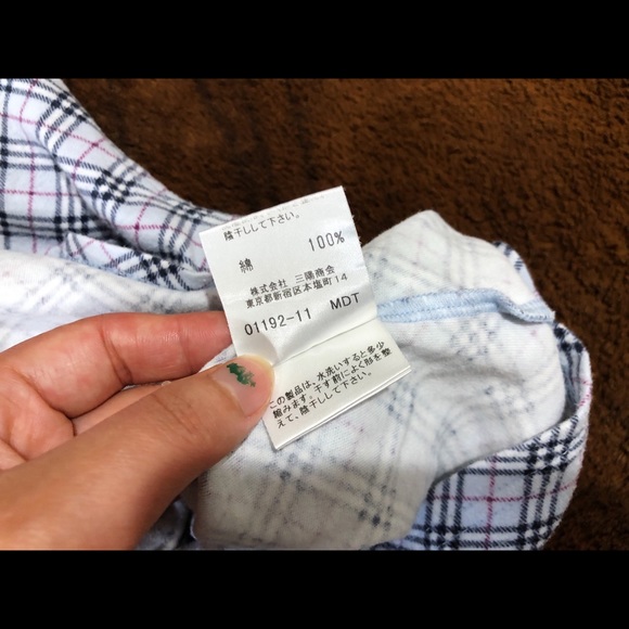 Authentic Burberry T-Shirt - Picture 12 of 14